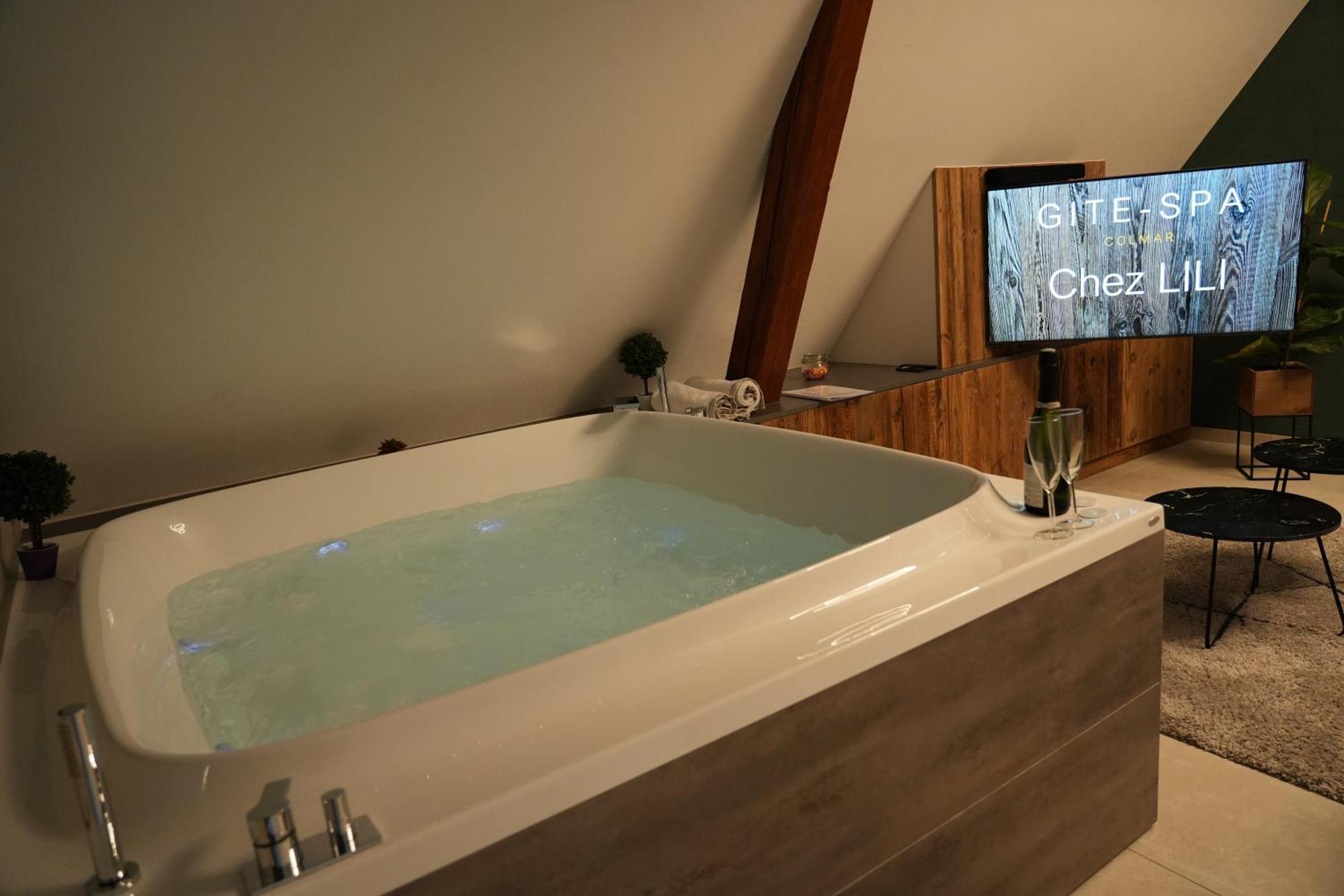 Gite Spa L'Atelier Emile - Spa Privatif - 5 Min Colmar Sainte-Croix-en-Plaine Exteriér fotografie